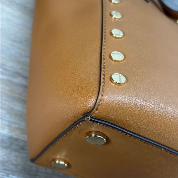 9265 MIchael Kors studded tote bag - Picture 9 of 12